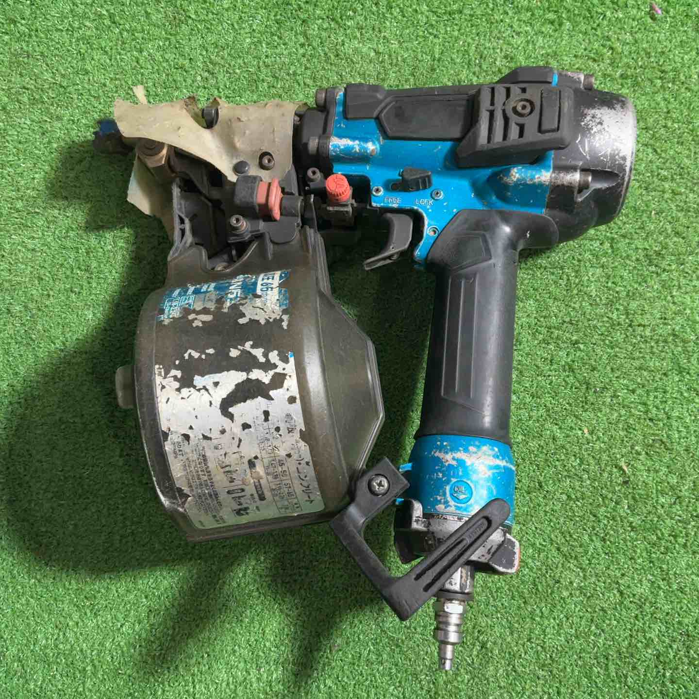 ★マキタ(makita) 高圧エア釘打ち機 AN633HM 動作確認済【川口店】 ☆マキタ(makita) 高圧エア釘打ち機 AN633HM 動作確認済【川口店