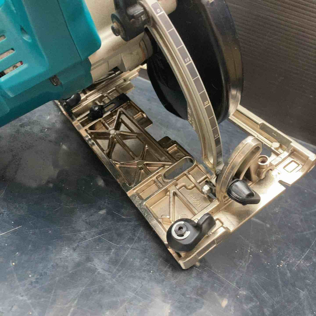 ★マキタ(makita) 電子造作用精密マルノコ 5711C【川越店】