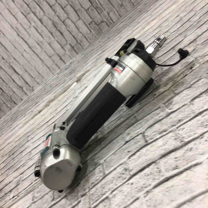 ★マキタ(makita) 常圧ピンネイラ AF351【川口店】