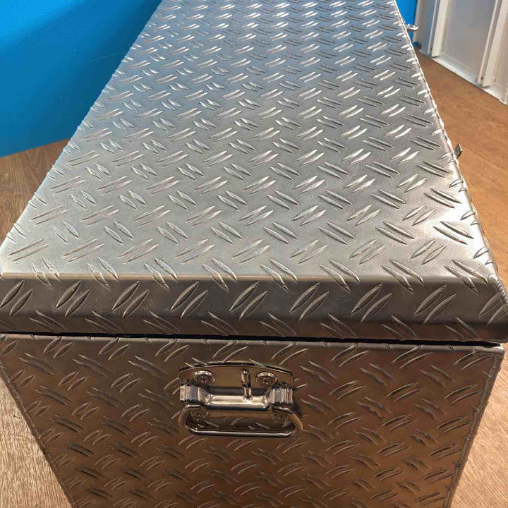 【中古品/店頭受取り限定】新興和産業 アルミチェッカーボックス ATB-125D 幅1250 合板内張式【岩槻店」】