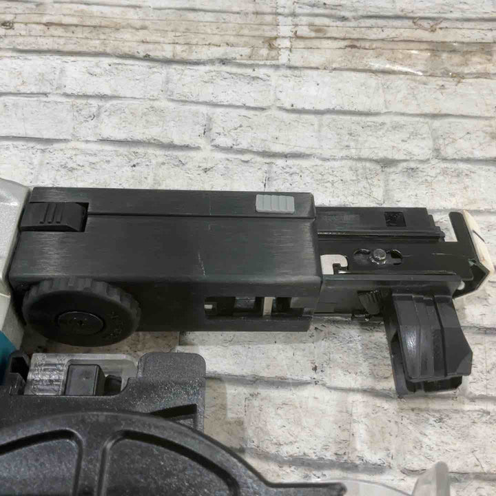 ★マキタ(makita) コードレスオートパックスクリュードライバー FR451DZ【川口店】