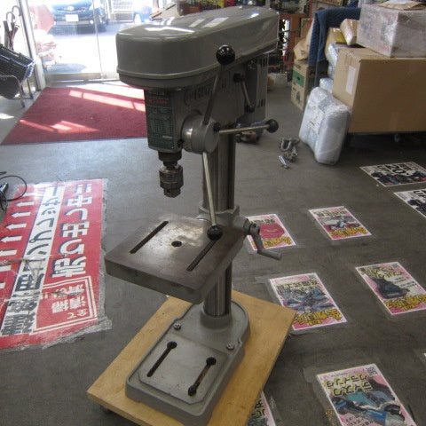 【店頭受取り限定】 【一部破損あり】 日立 卓上ボール盤 100V仕様 モデル：B13SH【川崎店】