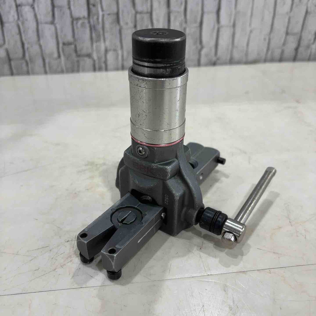 BBK 超軽量フレアツール(シリンダー付) 700-DPC ◇BBK(文化貿易工業) 超軽量フレアツール(シリンダー付) 700-DPC【川口