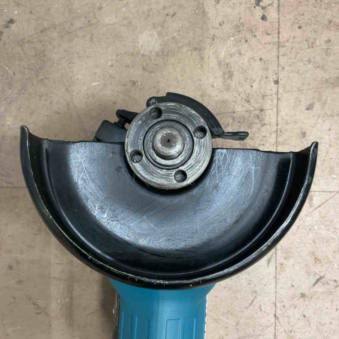 ★マキタ(makita) 125mmコードレスディスクグラインダ GA018GRMX【草加店】
