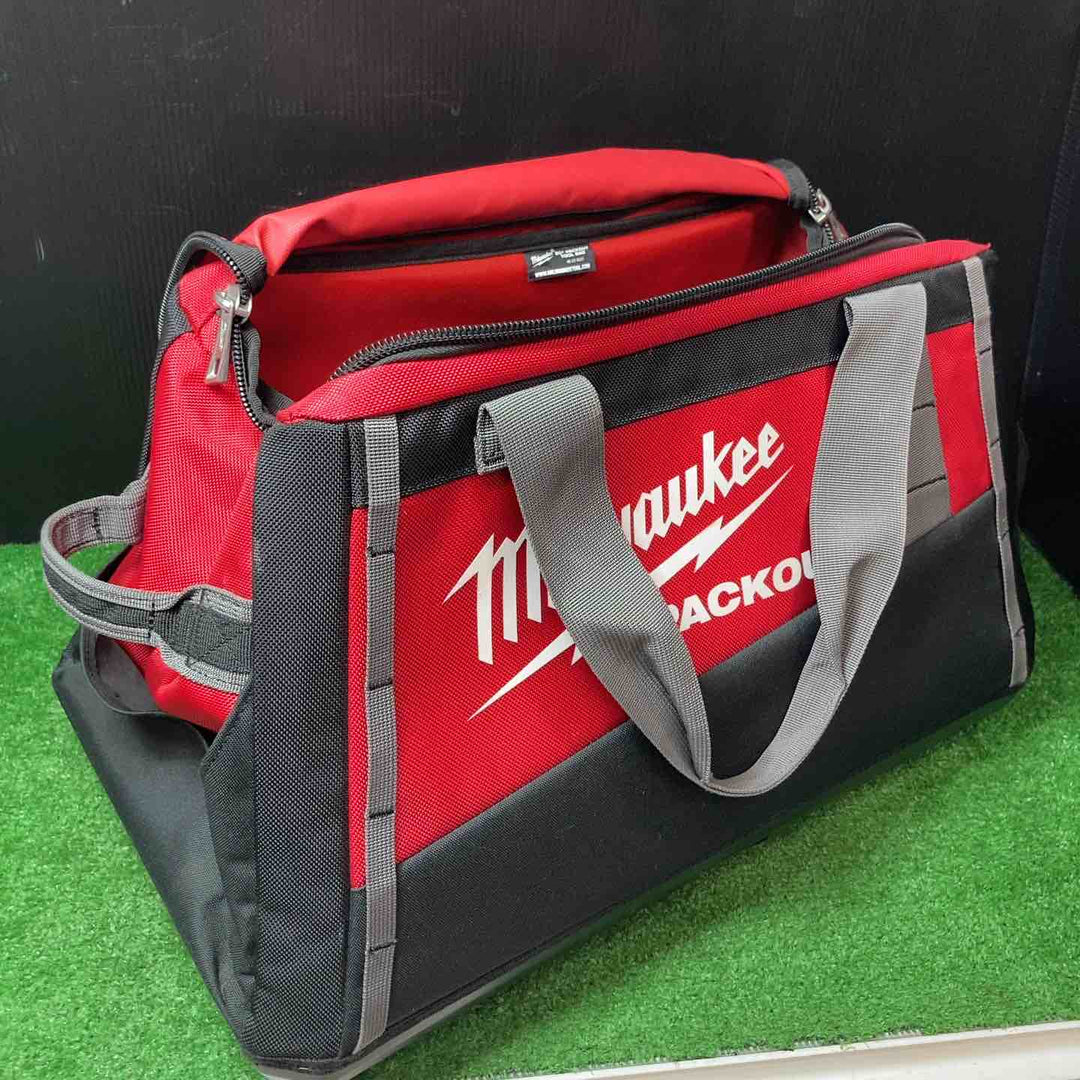 【美品】ミルウォーキーツール･ジャパン PACKOUT TM 20インチツールバッグ 48-22-8322N 1個【岩槻店】