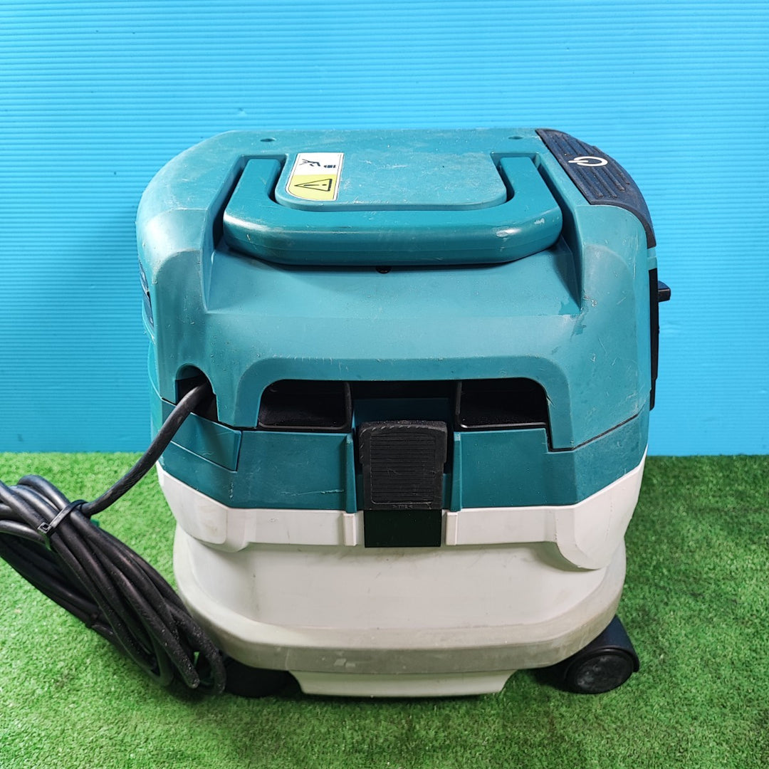 ★マキタ(makita) 集じん機 乾式 VC0830【岩槻店】