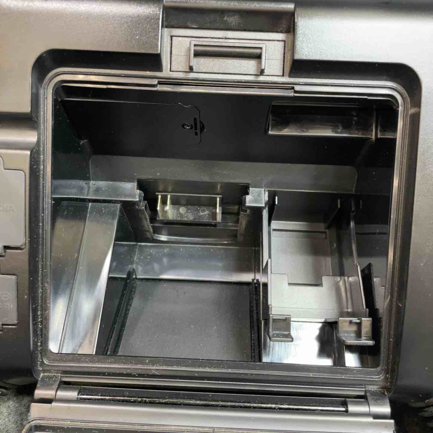 ハイコーキ(※旧:日立工機) コードレスラジオ付テレビ UR18DSML(NN