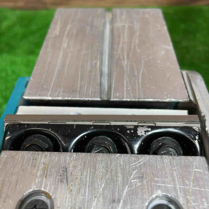 マキタ(makita) コードレスカンナ KP180DZ【桶川店】