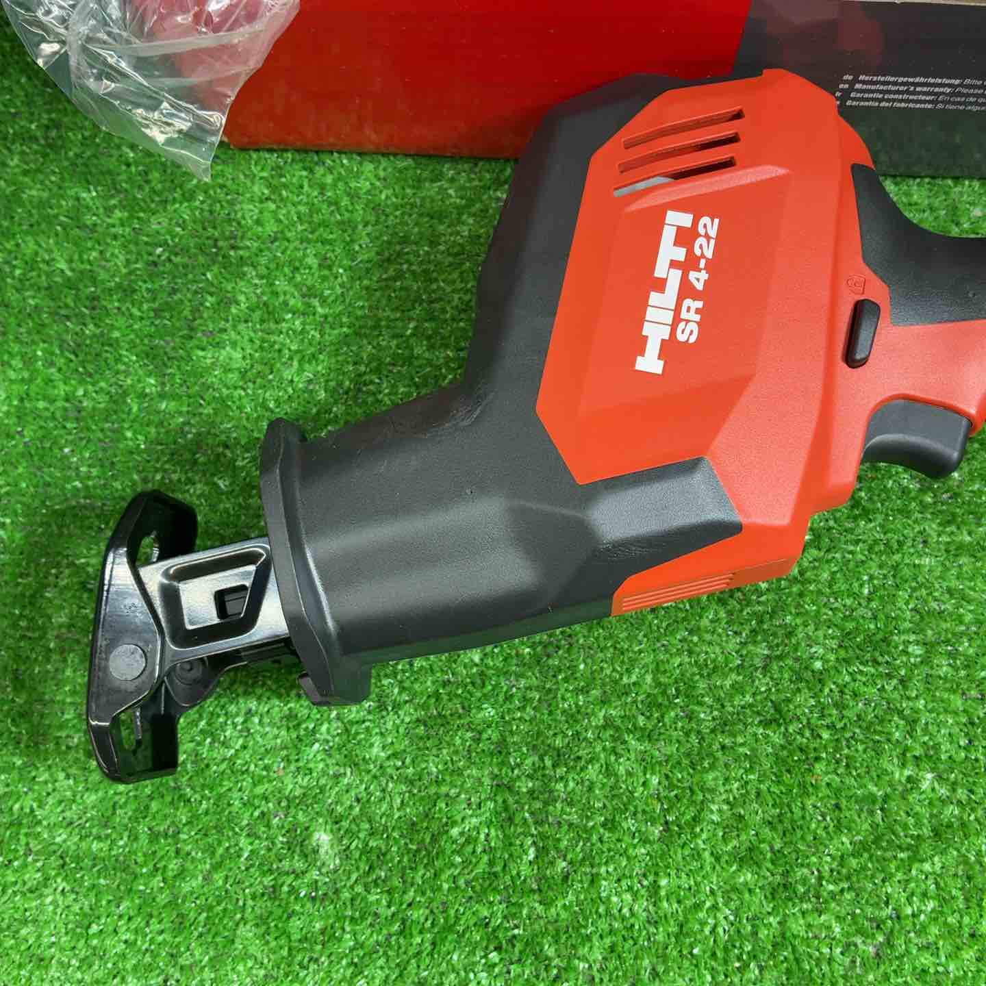 未使用品】 HILTI ヒルティ 充電式ワンハンドレシプロソー SR4-22 本体