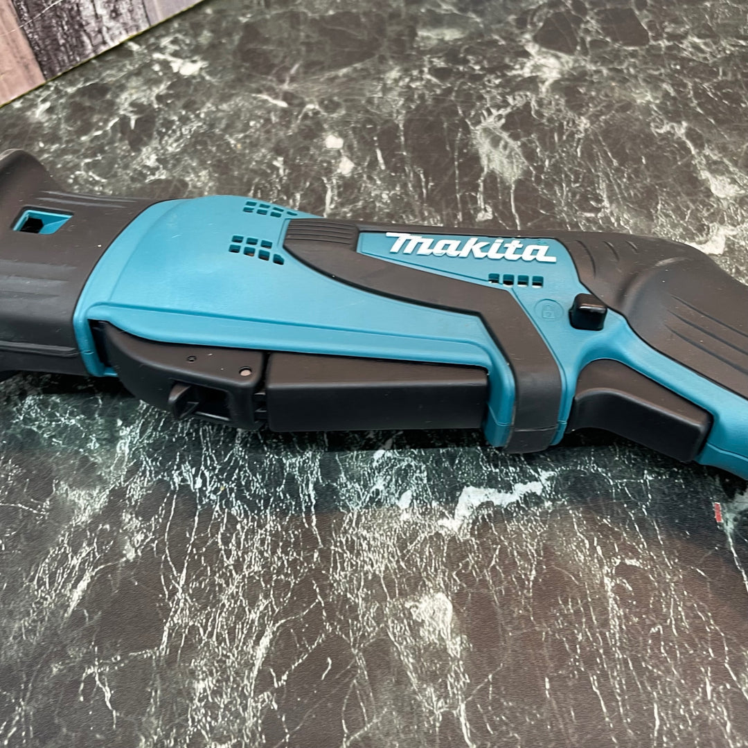 ★マキタ(makita) コードレスレシプロソー JR101DW【八潮店】