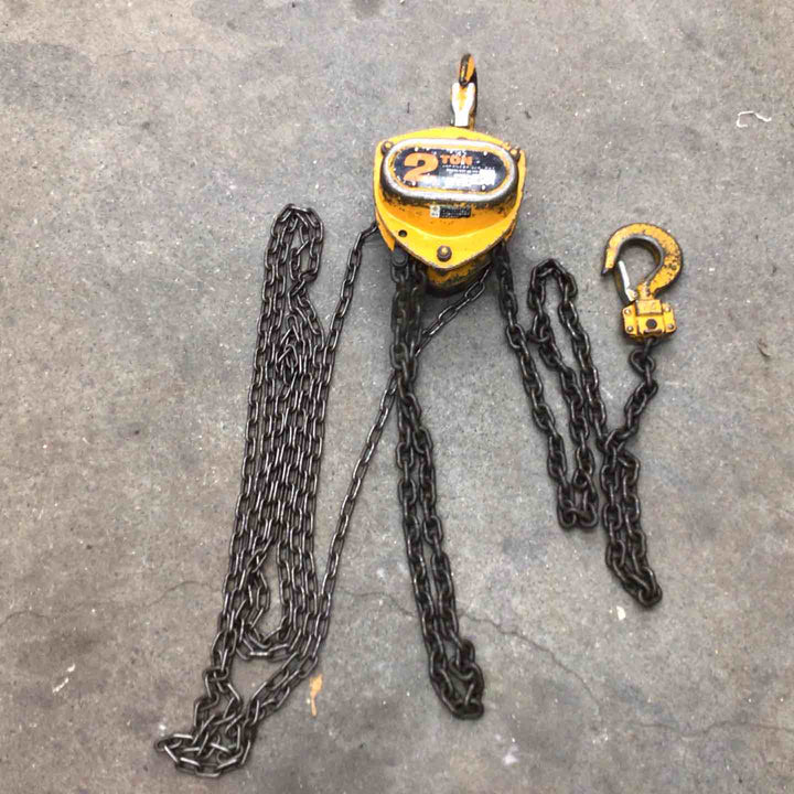 【中古品】◇キトー(KITO) M3 チェーンブロック 2TON CB020【八潮店】