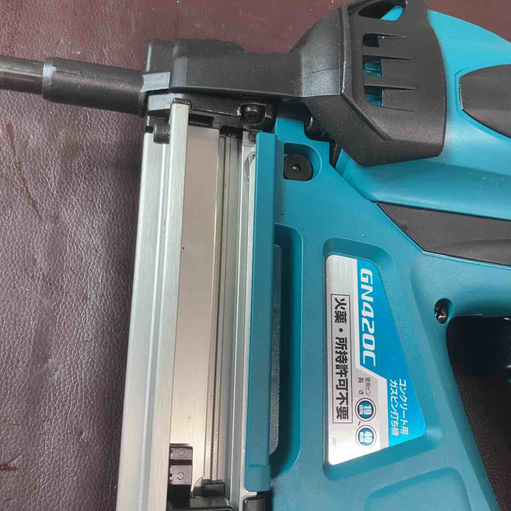 【中古品】 マキタ(makita) コードレスコンクリート用ガスピン打ち機 GN420C 7.2V 【東大和店】