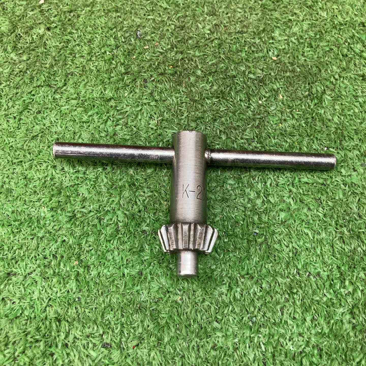 【中古品】卓上旋盤　フライス盤　13㎜ドリルチャック2個セット　差込（21/2×3と3×4）【川越店】