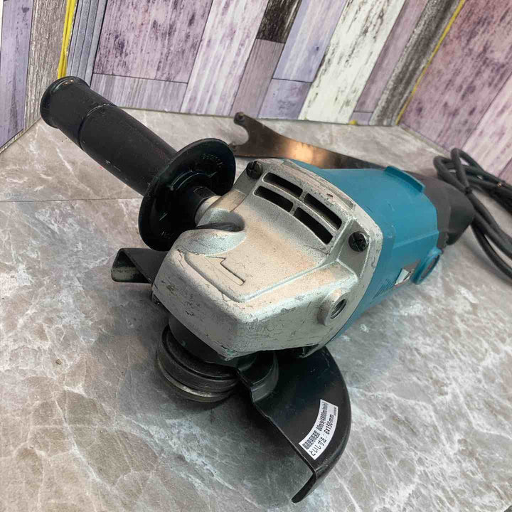 ☆マキタ(makita) 150mmディスクグラインダ 9016B【八潮店】