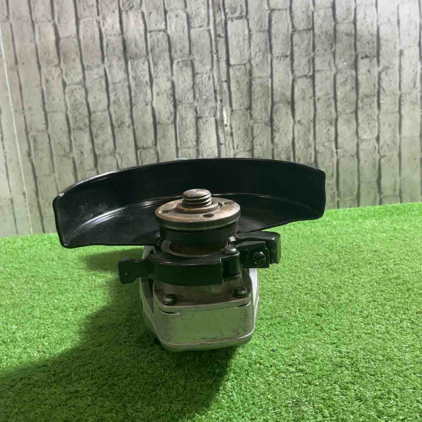 ☆マキタ(makita) 125mmコードレスディスクグラインダ GA508DZ 動作