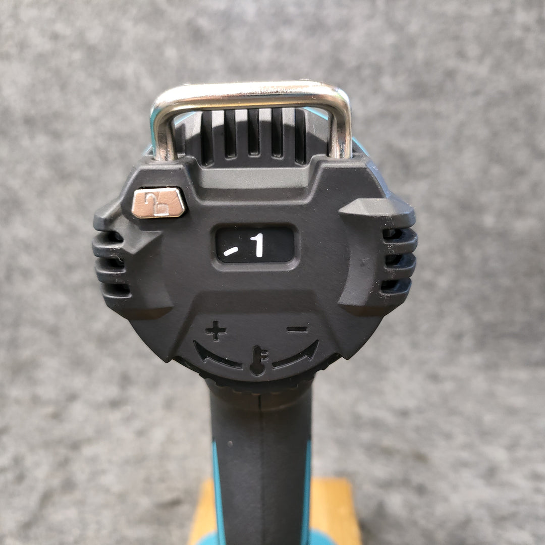 ★マキタ(makita) コードレスヒートガン HG181DZK【富山店】◇SC