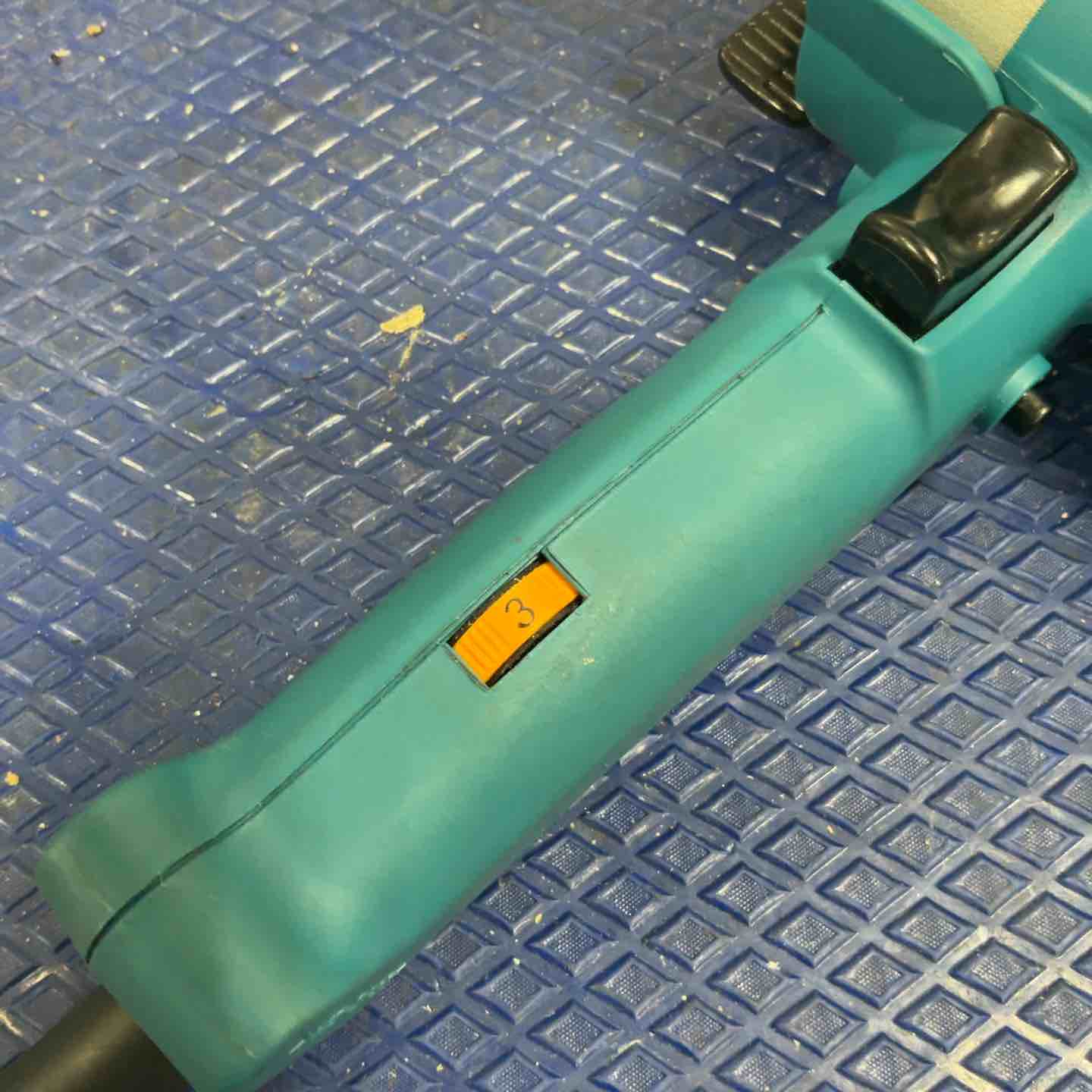 ☆マキタ(makita) ベルトサンダー 9032【草加店】 – アクトツール
