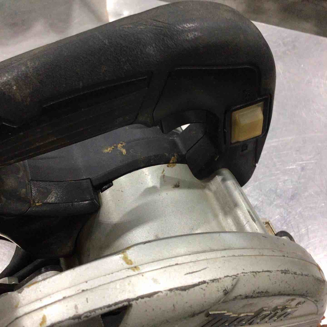 【中古品】 マキタ (makita) 電気マルノコ HS6301B 【藤沢店】