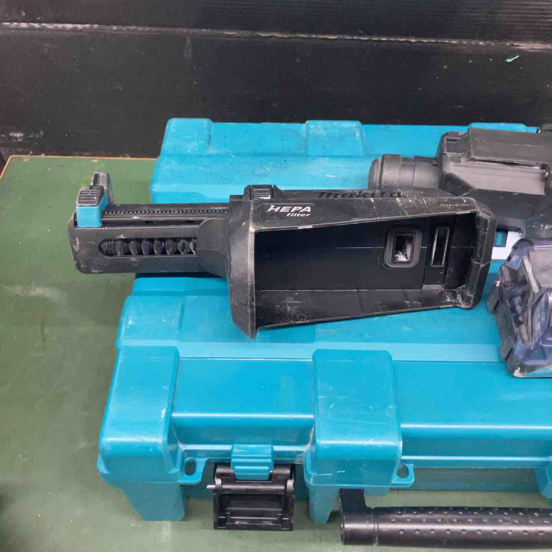 ★マキタ(makita) コードレスハンマドリル HR182DZKB　集塵システムDX05付属【戸田店】
