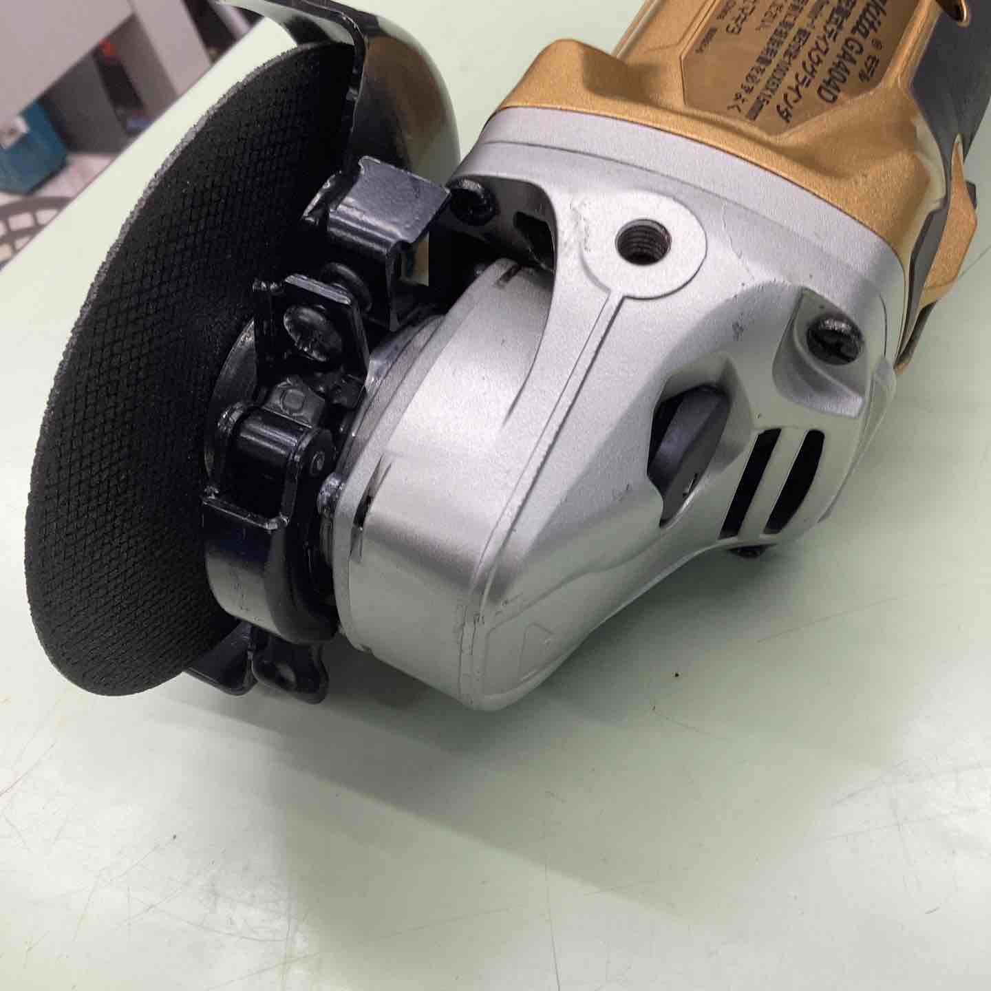 ◇マキタ(makita) コードレスディスクグラインダ18V 100mm ゴールド