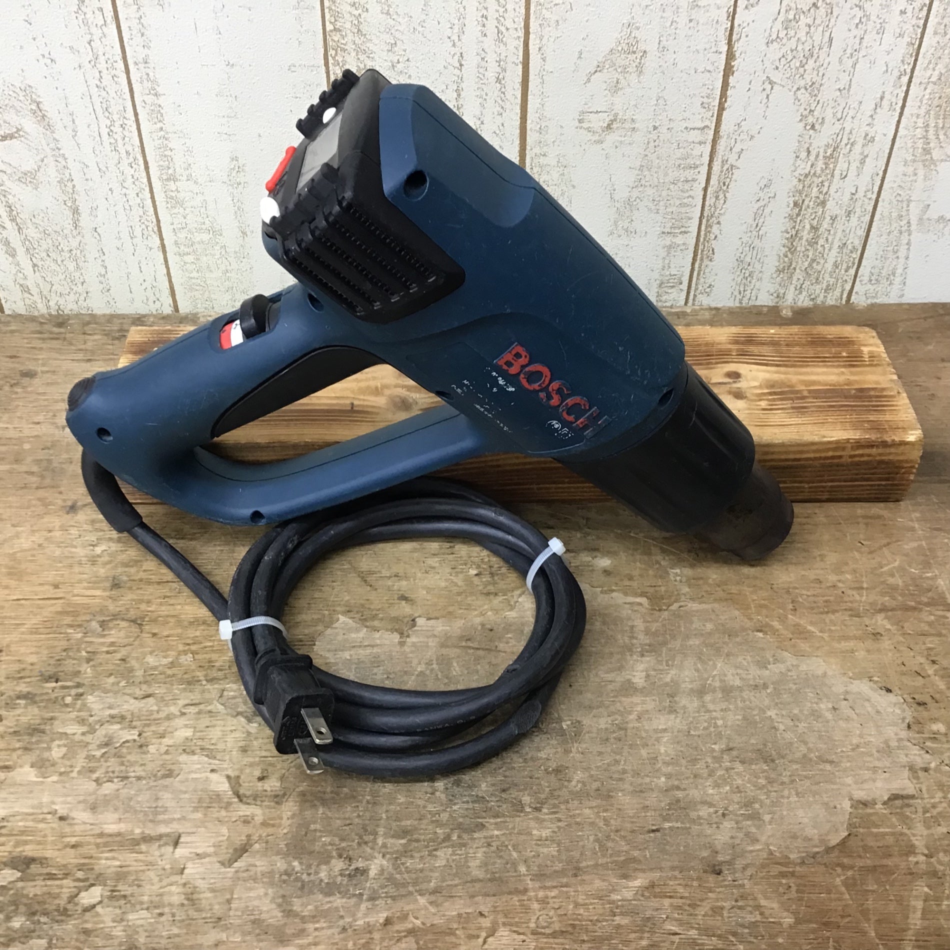 ▽ボッシュ(BOSCH) ホットエアガン GHG660LCD【柏店】 – アクトツール