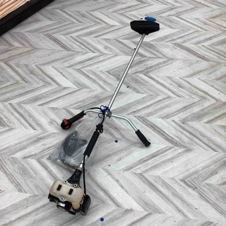 【店頭受取り限定】京セラ(Kyocera) 旧リョービ エンジン刈払機 EKM-2300 4170550 排気量20.6ml 両手ハンドル 畦草刈や家周りの草刈に 刈刃外径230mm 【越谷店】