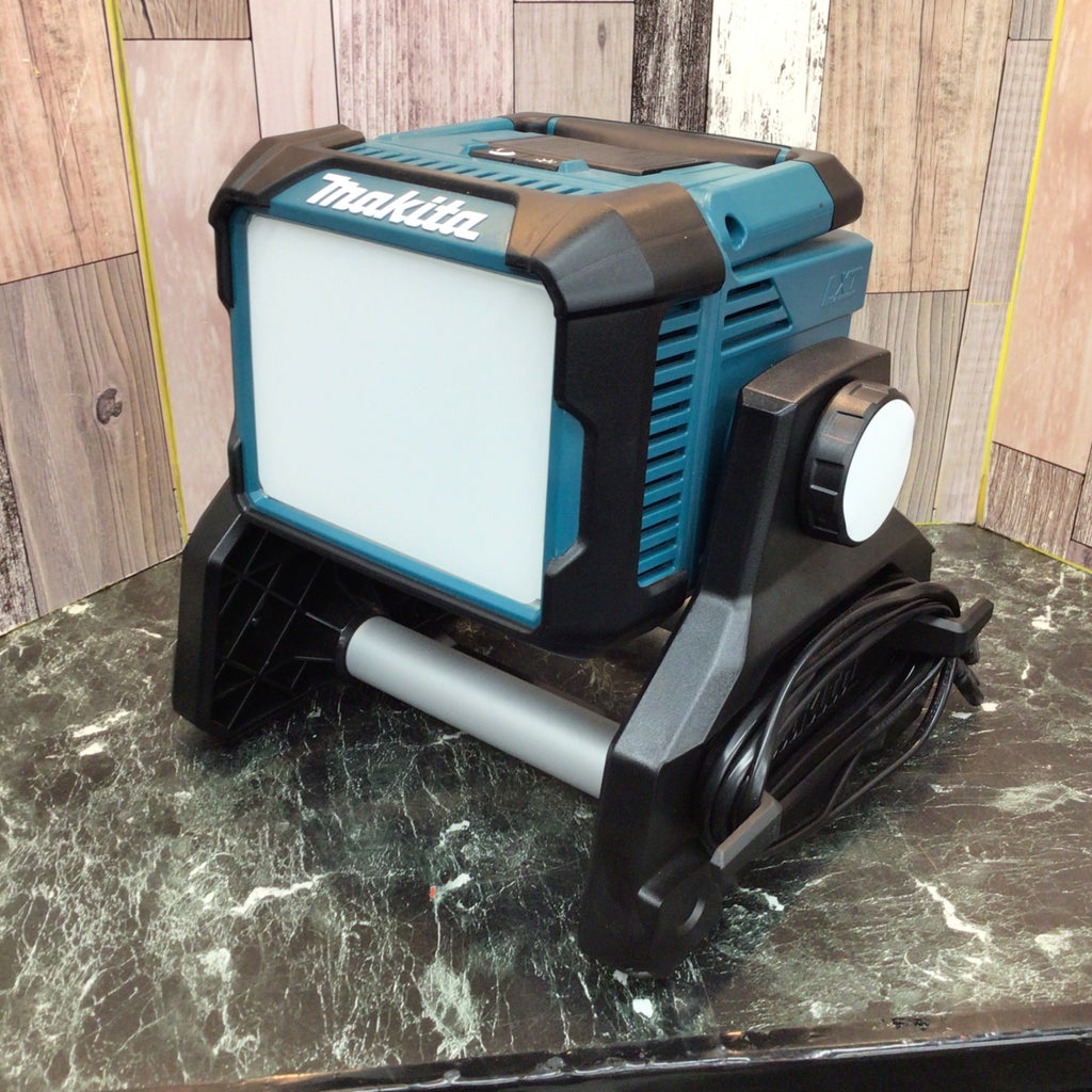 ☆マキタ(makita) コードレススタンドライト ML811【八潮店】 – アクト