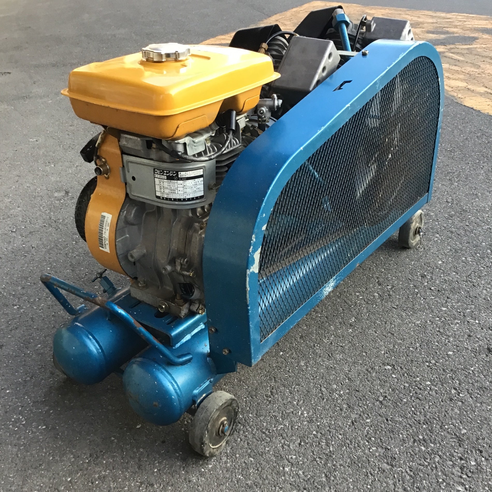 アネスト岩田製標準エアーコンプレッサ中古機掲載！ | 有限会社