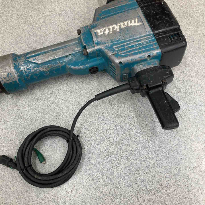 【店頭受取り限定】★マキタ(makita) 電動ハンマ HM1810【八潮店】