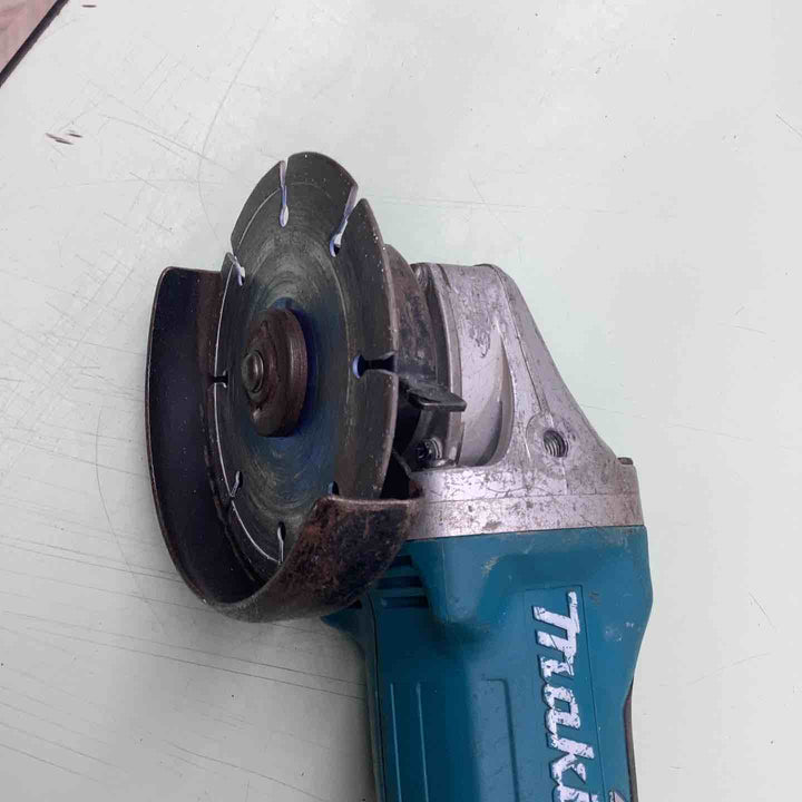 ◇マキタ(makita) 100mm コードレスディスクグラインダ GA403DZN (AG403DN)【越谷店】