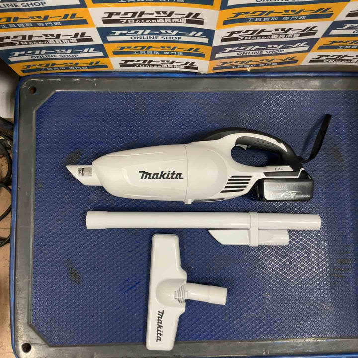 ◇マキタ(makita) コードレスクリーナー CL180FDRFW【草加店】