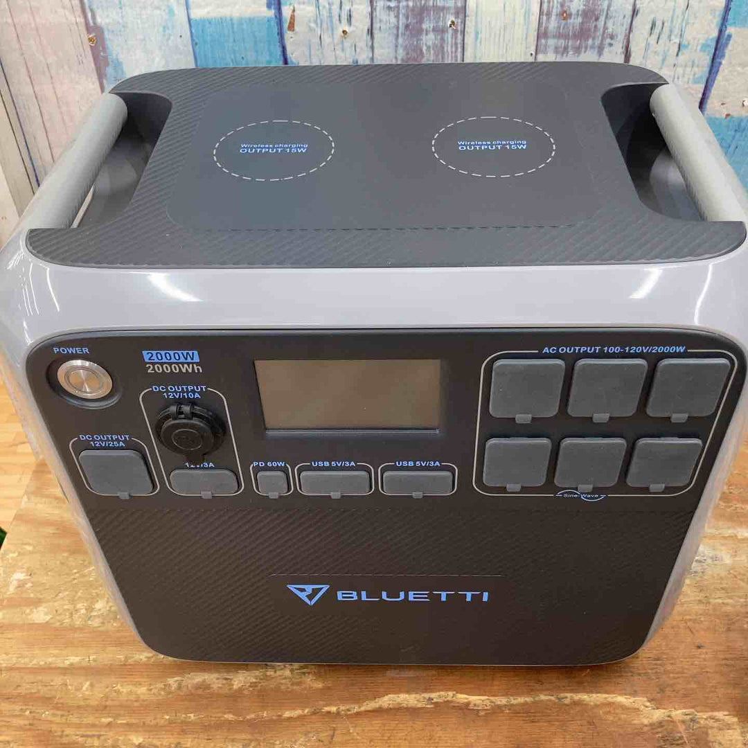 【美品】BLUETTI ポータブル電源 AC200P 大容量2000Wh AC高出力 瞬間最大4800W 動作確認済み【柏店】