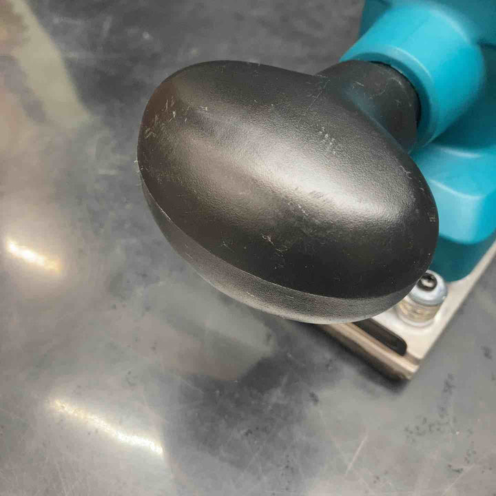 ★マキタ(makita) コードレス仕上サンダー BO380DZ【川越店】