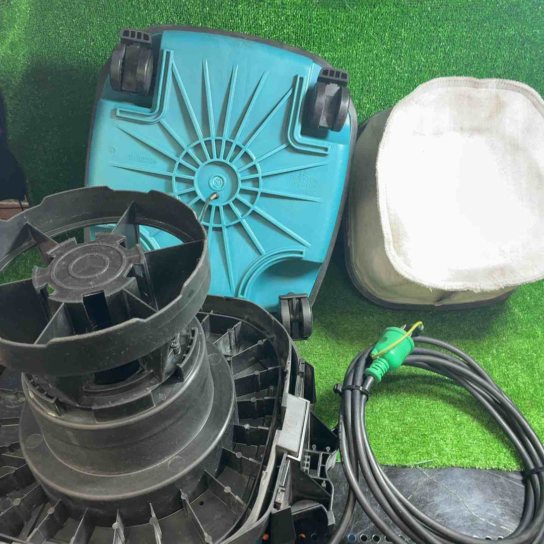 マキタ(makita) 集じん機 乾湿両用 483(P)【藤沢店】