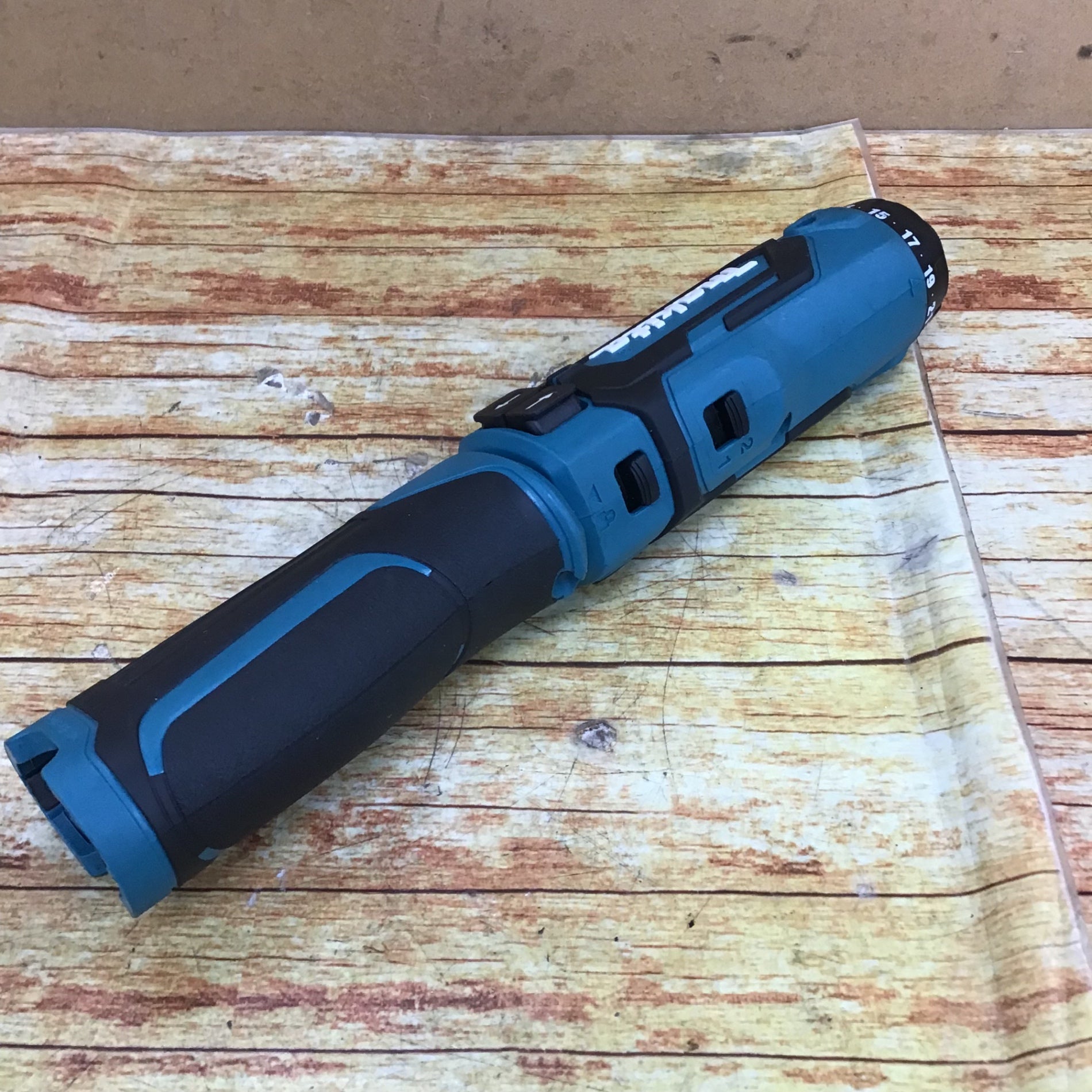 ☆マキタ(makita) コードレスドリルドライバー DF012DSHX【川崎店
