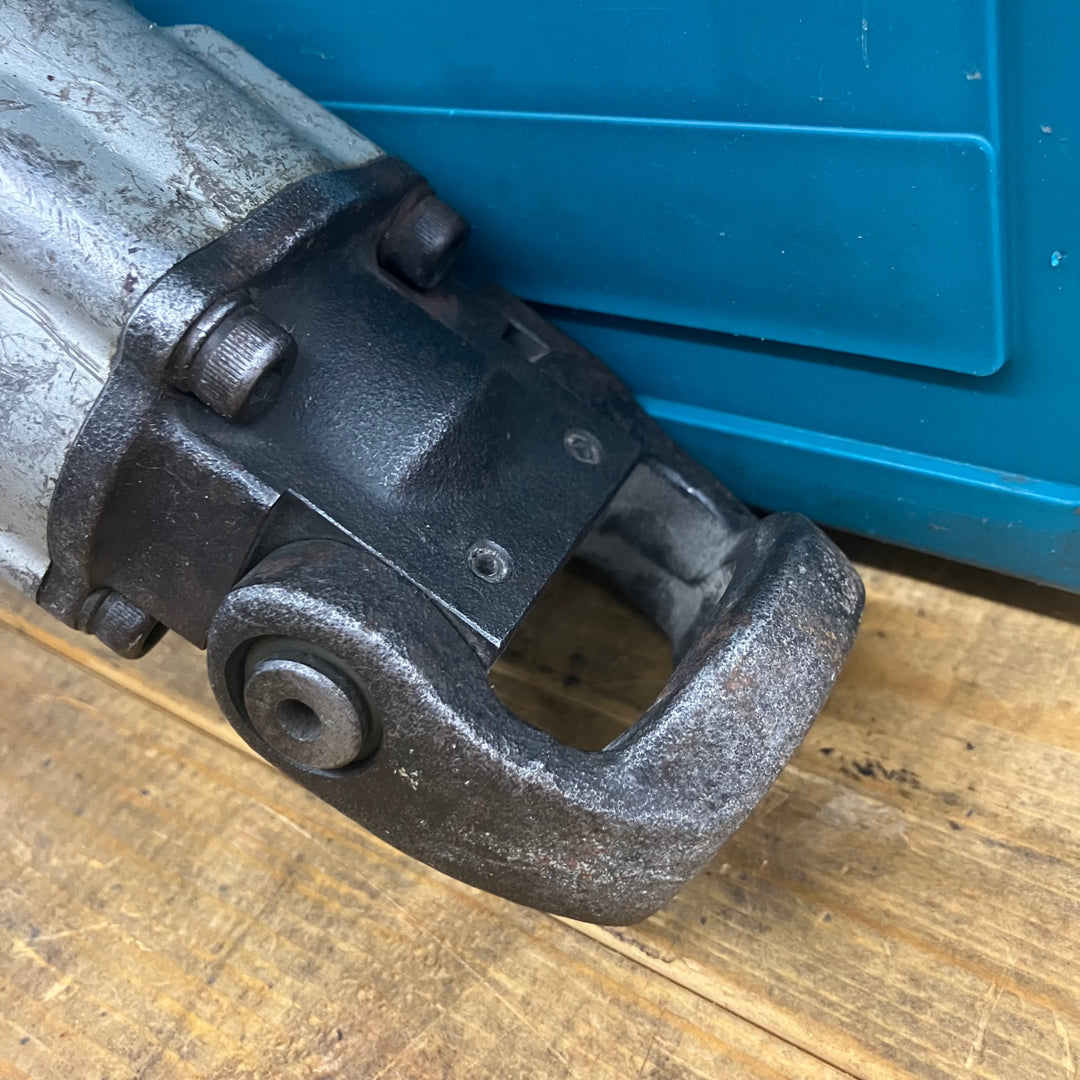 ★マキタ(makita) 電動ハンマ HM0830【所沢店】