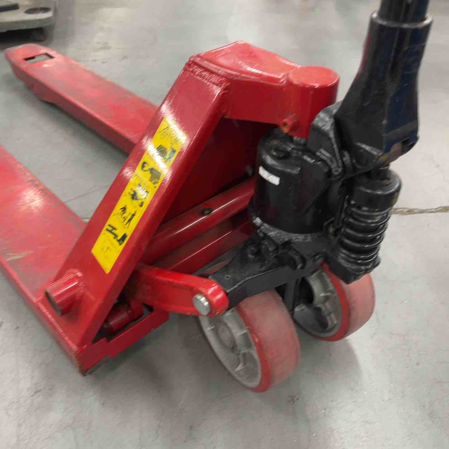 店頭受取り限定】ニチユ ハンドパレット パレットトラック 1500kg 型式