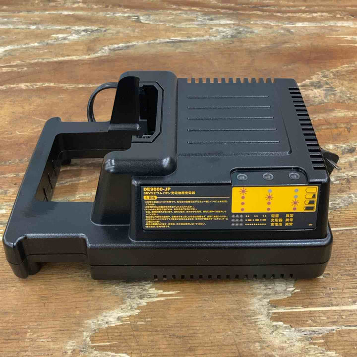 ◇DEWALT コードレスセーバーソー DC305K【柏店】