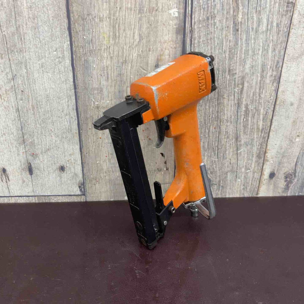 中古品】 マックス(MAX) 常圧エアタッカ TA-20A/422Jキュウオン 【東大