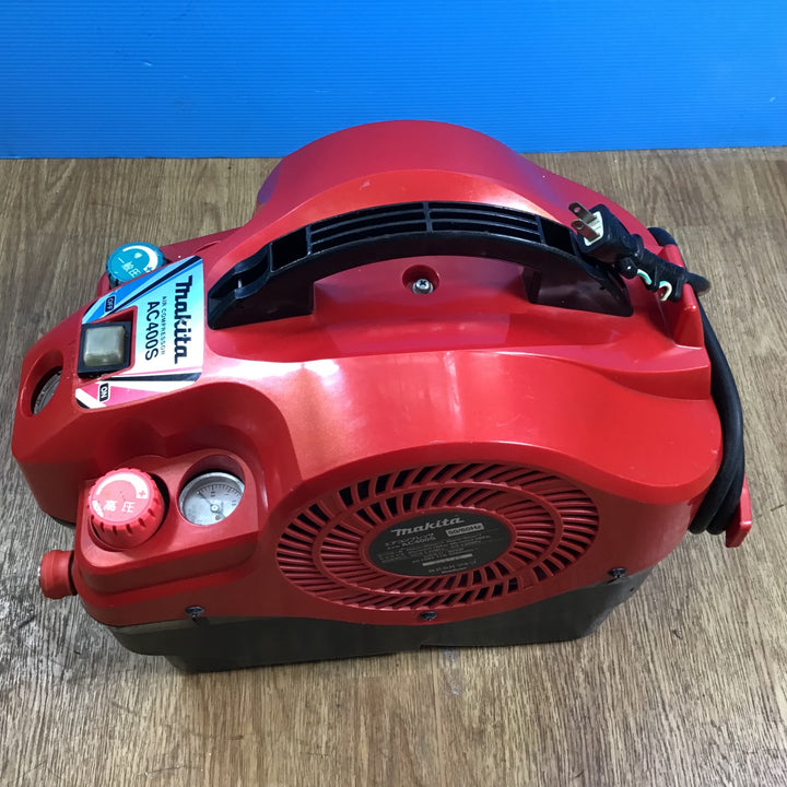 ★マキタ(makita) 常圧/高圧エアコンプレッサー AC400SR【岩槻店】