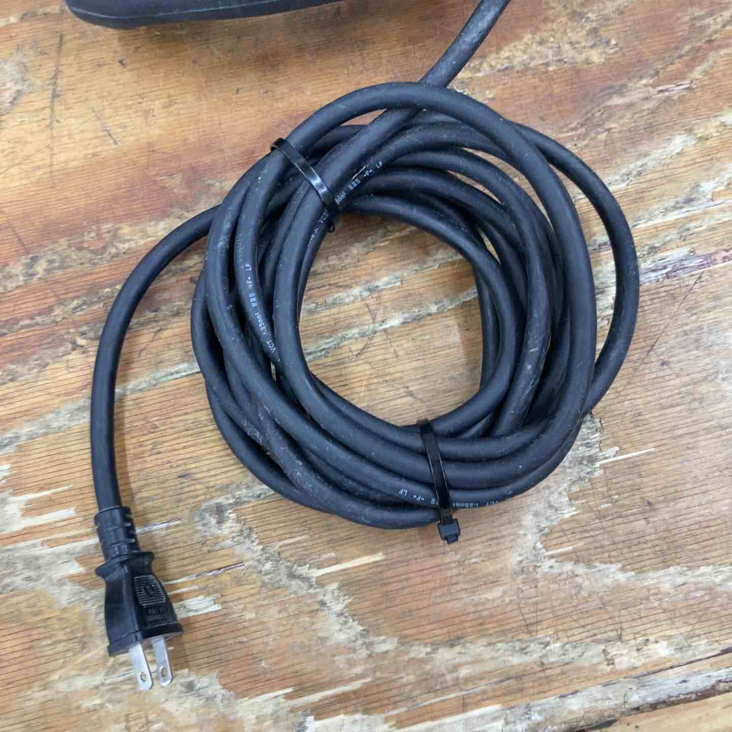日立 H41 電動ハンマ②【リライズ野田愛宕店】【店頭取引限定】【中古】管理番号：ITSPST1O4G6W HITACHI 電動ハンマ H41SXの中古 中古C傷汚れあり 《千葉・市原》中古
