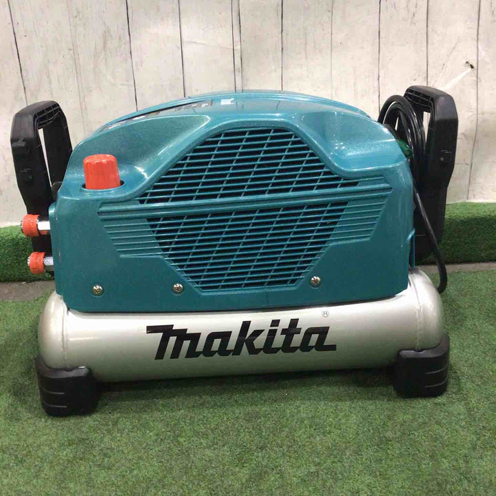 ★マキタ(makita) エアコンプレッサー AC500XL【川口店】