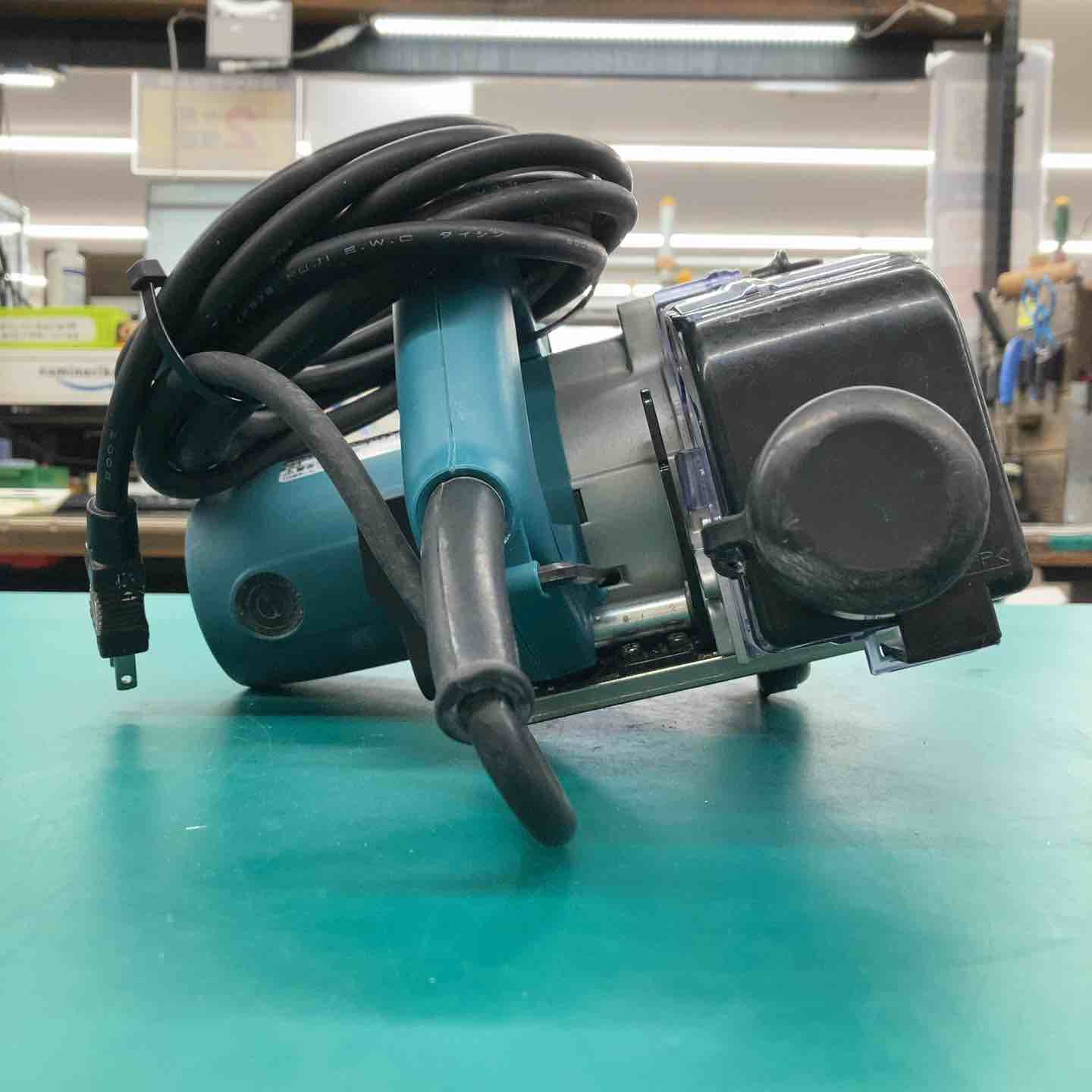 ◇マキタ(makita) 100mm防じん丸のこ  5044KB　90～106㎜対応　本体のみ【戸田店】 ◇マキタ(makita) 100mm防じん丸のこ 5044KB 90～106㎜対応 本体のみ