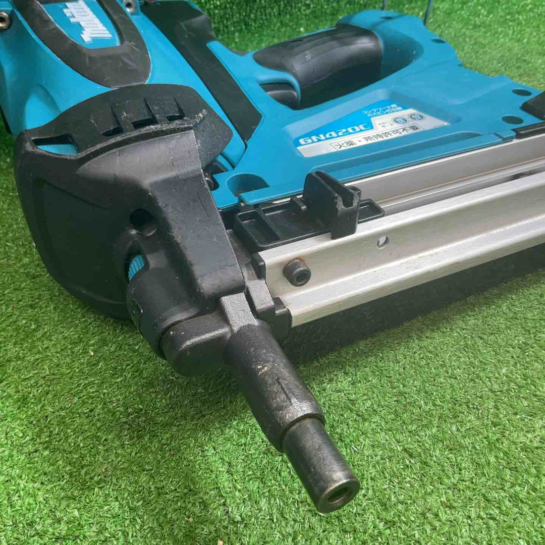 【現状品】マキタ(makita) コードレスコンクリート用ガスピン打ち機 GN420C【藤沢店】