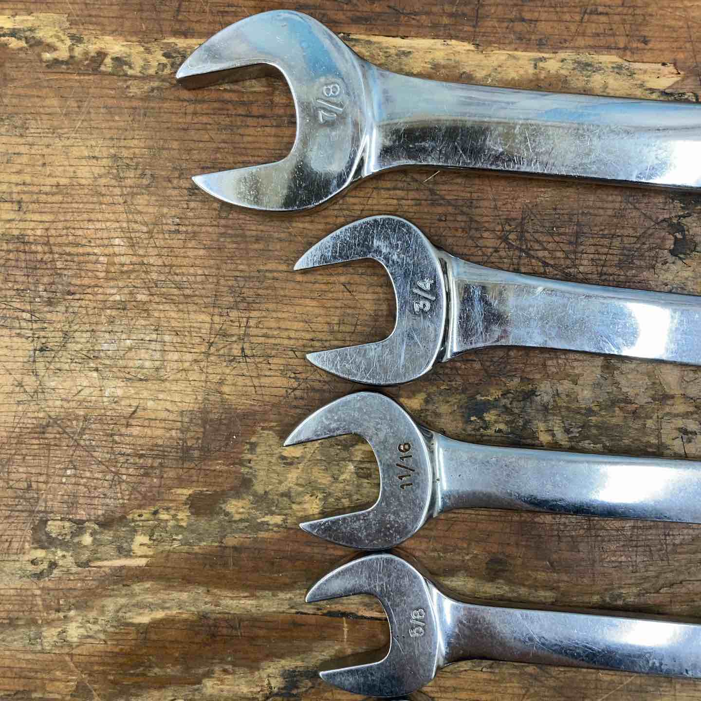 中古品】△スナップオン(Snap-on) コンビネーションレンチ 8本セット 中古品】△スナップオン(Snap-on) コンビネーションレンチ 8本セット
