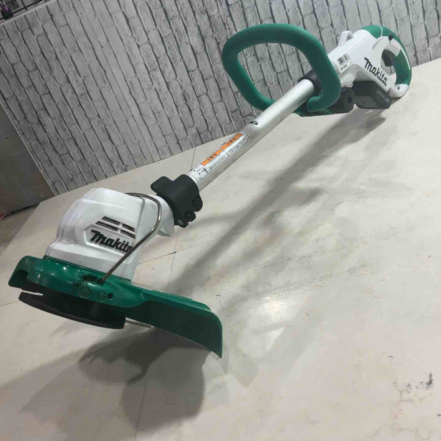 草刈機makita MUR100DSH 【公式通販】