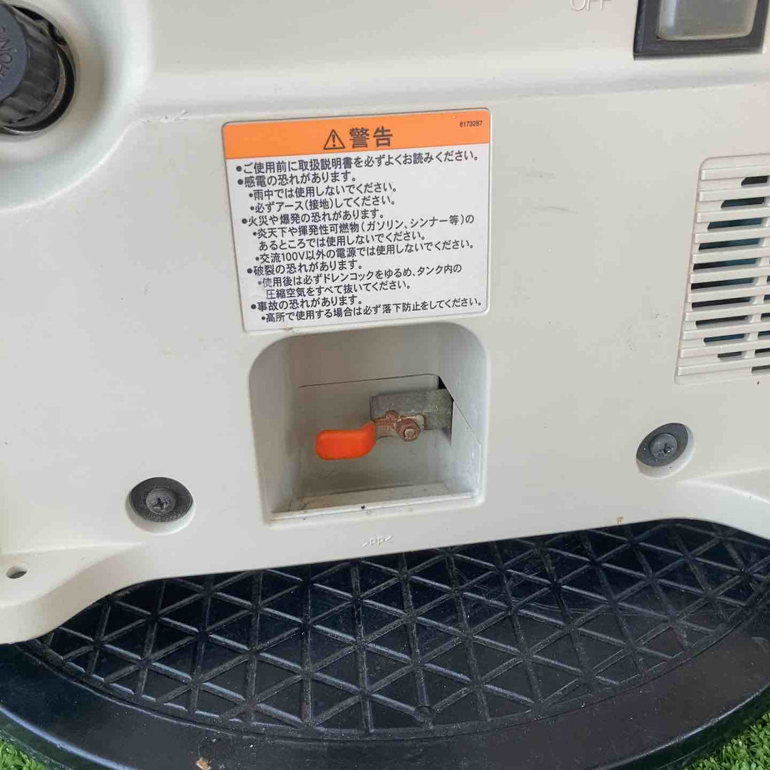★マキタ(makita) エアコンプレッサー AC700【川崎店】