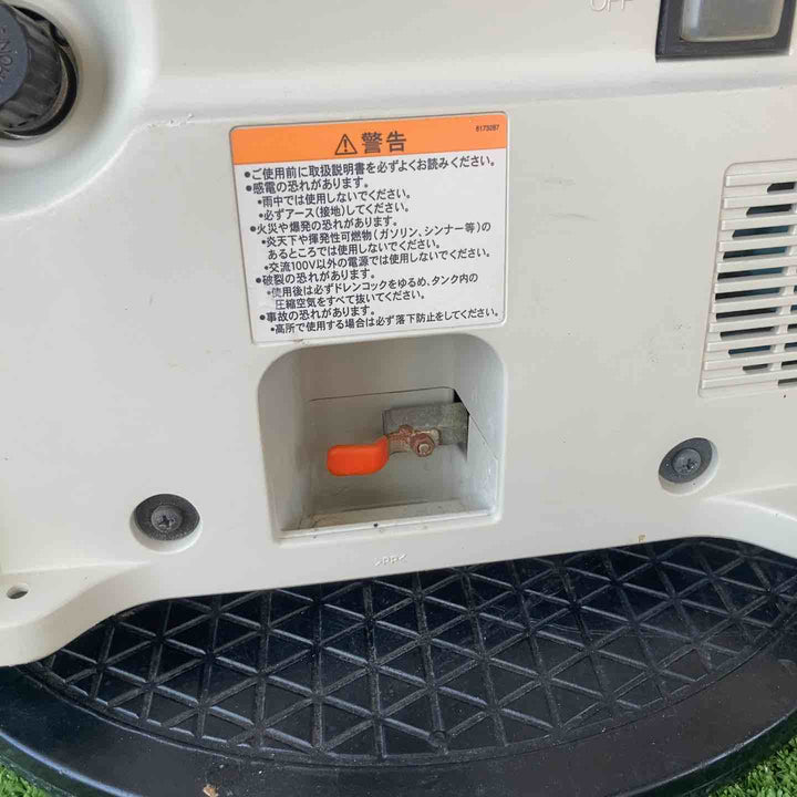 ★マキタ(makita) エアコンプレッサー AC700【川崎店】