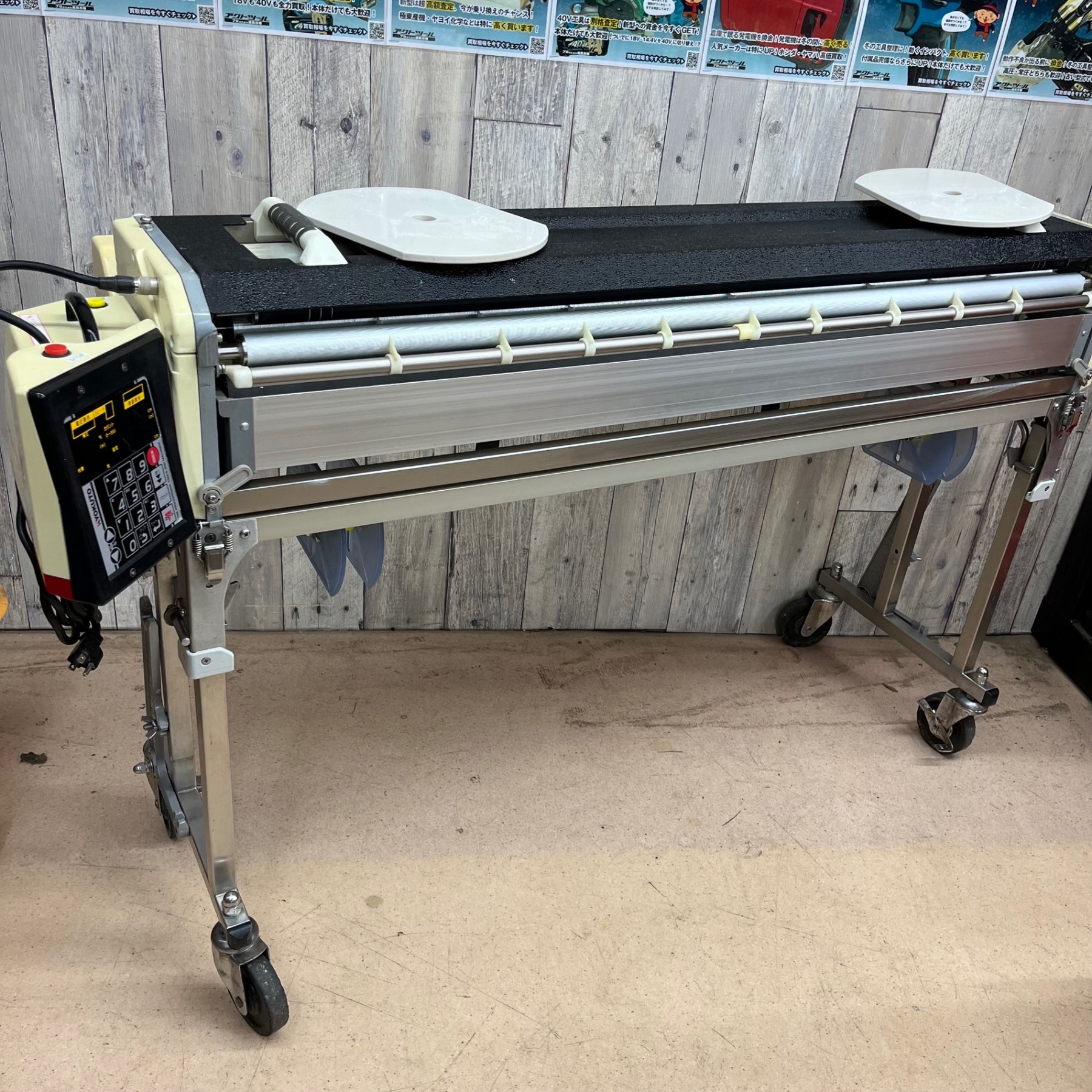 極東産機 Hiβ-MASTER 糊付け機 コントローラー部分のみ【市川行徳店】【店頭取引限定】【ジャンク】管理番号：ITRC8XP5Y4JK 極東産機 Hiβ-MASTER 糊付け機 コントローラー部分のみ【市川行徳店