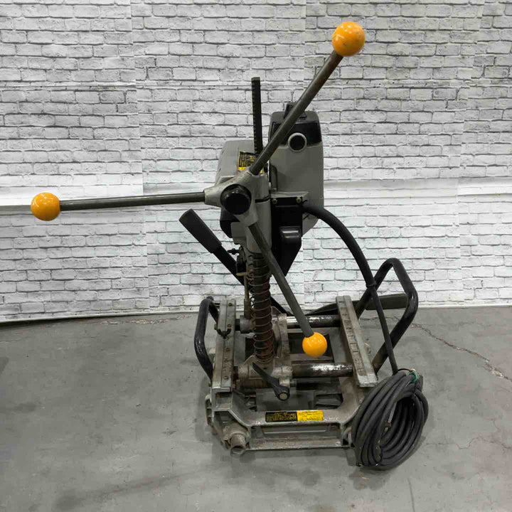 マキタ(makita) 手動角ノミ 最大切込深さ161mm 7305【川口店】